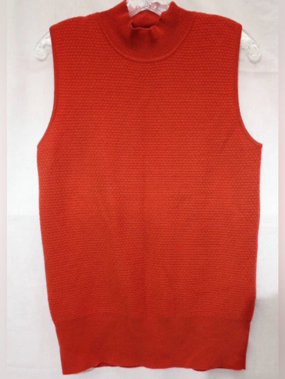 St. John Sleeveless Mock Neck Knit Tank - Red 100% cashmere